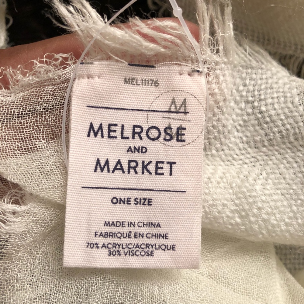 Melrose and Market Ivory Scarf - Picture 4 of 4